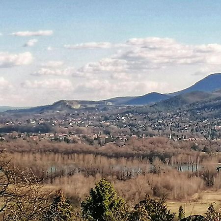 Barkoca Es Szepkilatas Vendeghaz / Cabin Verőcemaros Esterno foto