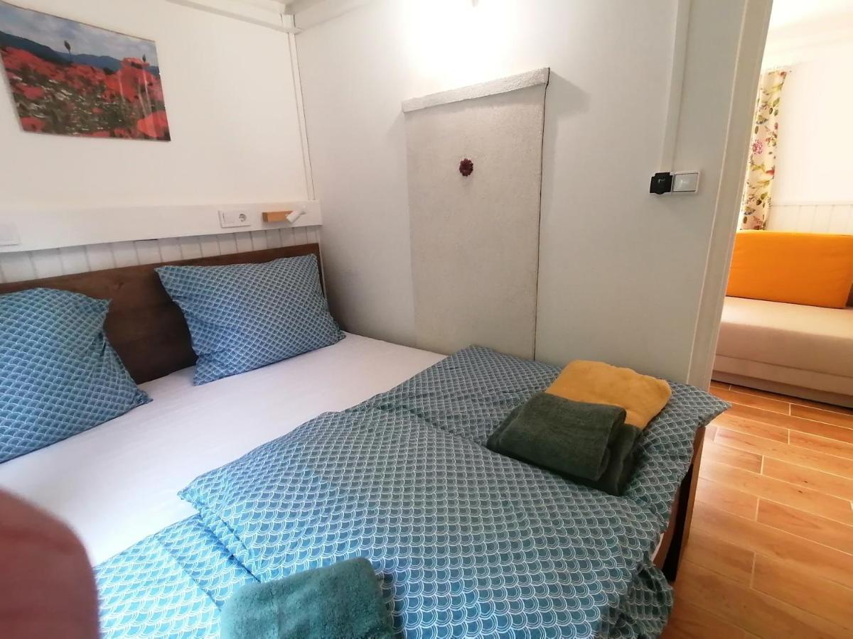 Barkoca Es Szepkilatas Vendeghaz / Cabin Verőcemaros Esterno foto