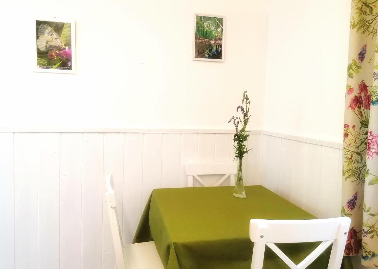 Barkoca Es Szepkilatas Vendeghaz / Cabin Verőcemaros Esterno foto